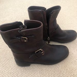 Tory Burch Boots